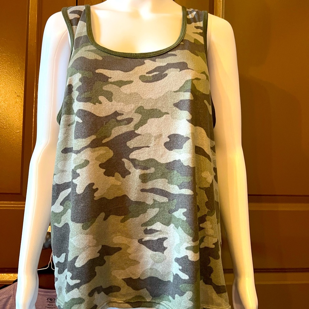 Lucky Brand shirt for women size XL